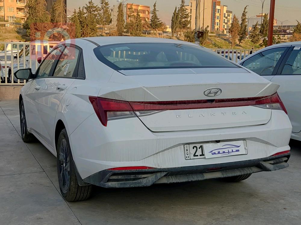هیوندای ئەلەنترا